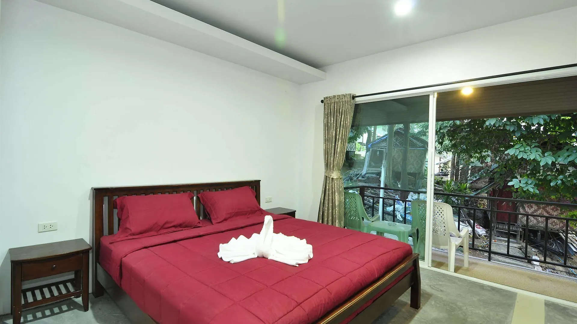 Hotel Phi Phi Siam Grand Resort