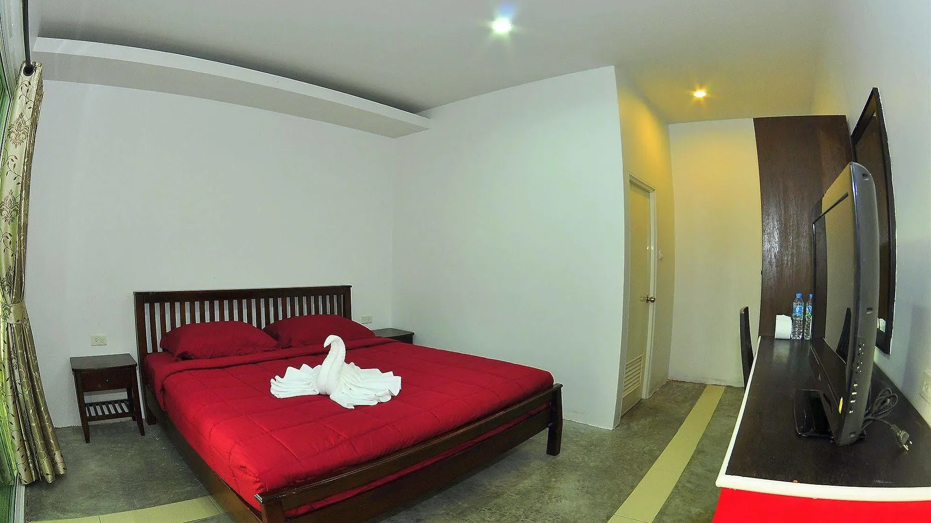 Phi Phi Siam Grand Resort Thajsko